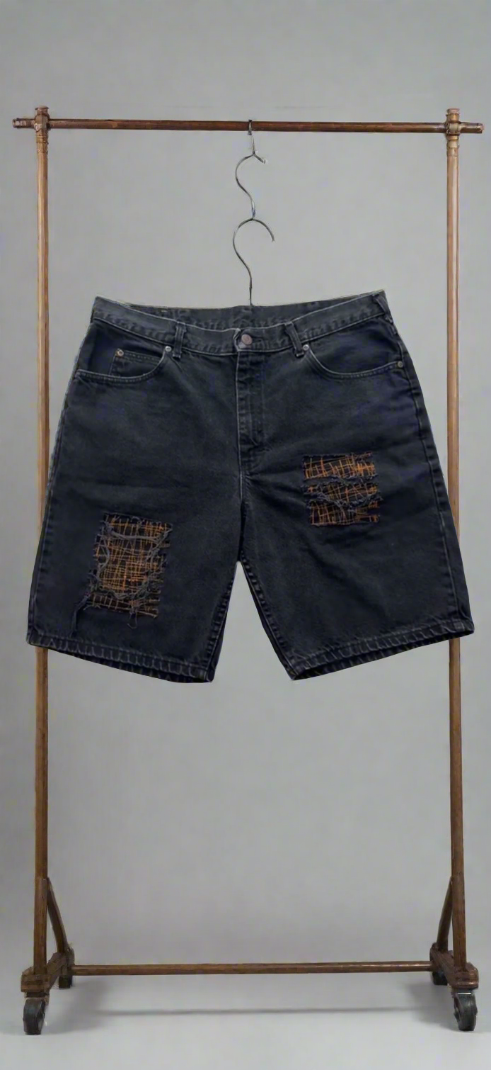 ZigZag Black Jorts